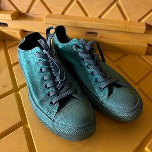 Green sparkle Converse low